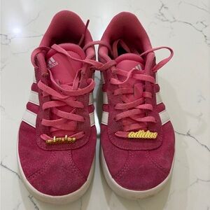 Adidas Bold Pink and White kids Trainers with gold Adidas size 2